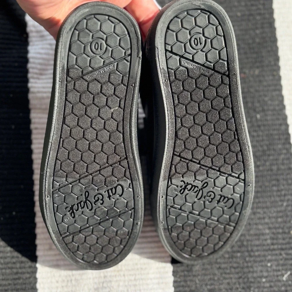 Cat & Jack Kids Black Faux Leather Double Strap Sneakers Size 10 Non-Marking